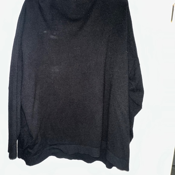 Black Sequin Heart "LOVE" Sweater, Size 3X - Picture 6 of 6